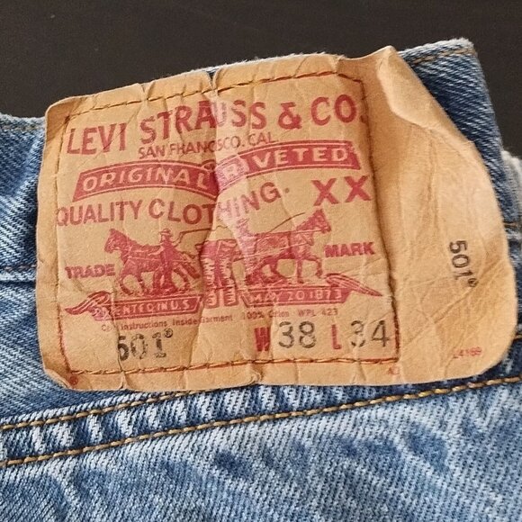 Levi's 501 Button Fly Straight Leg Mens Jeans Tag Size 38x34 Grade B! 01 - Picture 4 of 4